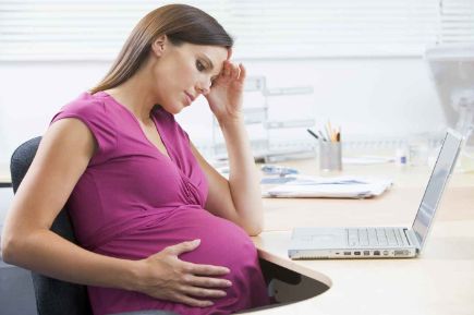 Schwangerschaft Arbeitsschutz Gesundheitsschutz Dollarphotoclub_8656026