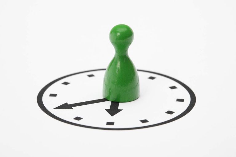 Uhr_Männchen_55885173