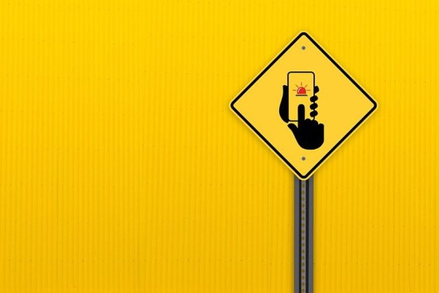 Straßenschild road sign alarm mobile smartphone handy